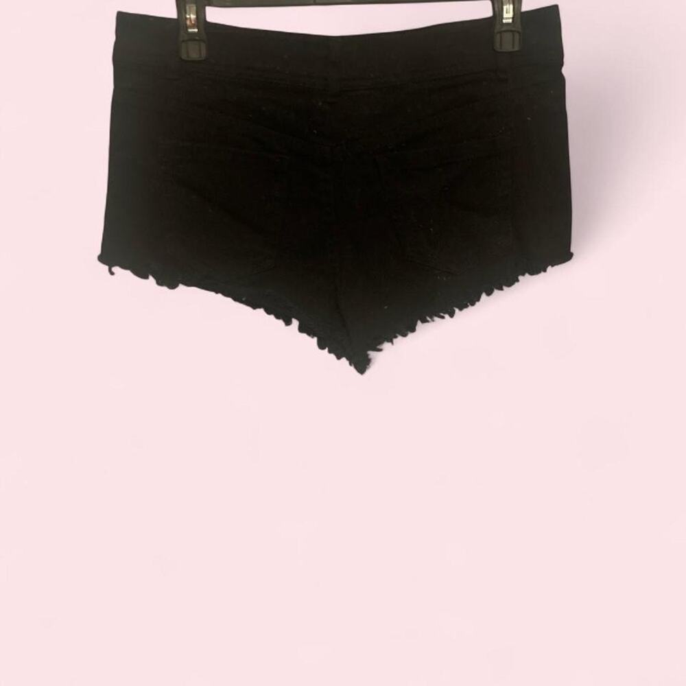 Black denim shorts with frayed - Picture 2 of 3